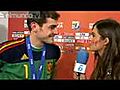 Casillas besa a Sara Carbonero