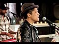 Bruno Mars - The Lazy Song LIVE [Full HD]