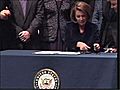 Pelosi sings,  signs repeal of &#039;Don’t Ask, Don&#039;t tell&#039;