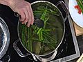 How to boil asparagus