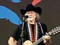 Willie Nelson Asks Fans for Donations