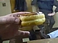 2007 Arnold Classic: We Head Backstage with the Staff and Ron Snags His Donut