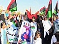 Thousands rally against Gaddafi