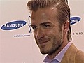 Zoom.in ES - Beckham sale ileso de un accidente de coche en LA