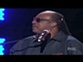 Stevie Wonder Sings Happy Birthday To Steven Tyler On American Idol