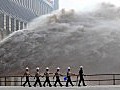 長江漢江洪峰夾擊武漢　疏散數萬民眾