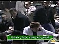 القذافي يشارك في مسيرة مؤيدة له