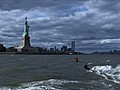 Quand un kitesurfer français salue la statue de la Liberté