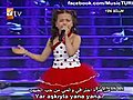 الطفلة التركية التي أبكت الملايين (مترجمة للعربية)