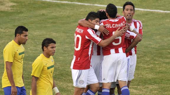 Brasil empató en el último minuto ante Paraguay
