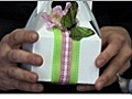 Wedding Favors - Making a Ribbon and Flower Candy Box