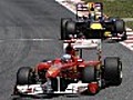 Espectacular duelo en el pit lane entre Webber y Alonso