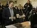 Zapatero acude a las urnas