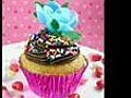 Cupcake decorating ideas with a twist