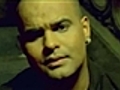 Music Video: Omar Enrique,  &#039;Mil kilómetros&#039;