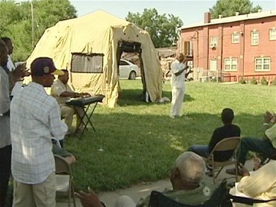 Church Moves Service Outside After Collapse