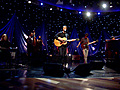 Amos Lee Performs &#039;Windows Are Rolled Down&#039;