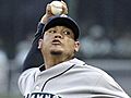 Seattle ace Hernandez wins AL Cy Young