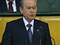 Bahçeli konuşurken bayıldı