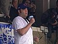 Vince Vaughn sings the 7th inning stretch