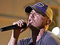 Kenny Chesney hits the road for 2011 tour