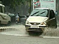 कर्नाटक में बाढ़ से स्थिति खराब