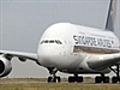 Singapore grounds A380s until next week