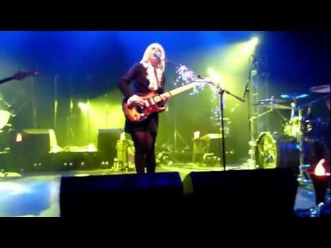 The joy Formidable - A Heavy Abacus (live from London Koko)