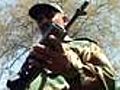 400 militants wait to cross border: Army