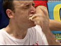 Record: 62 hot dog in 10 minuti