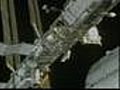 Ultima caminata de los astronautas del Discovery