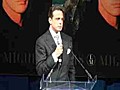 Luis Miguel dice que es lamentable lo que inventan los medios sobre su persona para vender