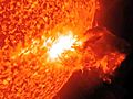 L’eruzione sulla superficie del Sole