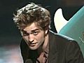 Pattinson con Demon e la Lopez ai Golden Globes