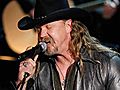 Fire destroys country star Trace Adkins&#039; home