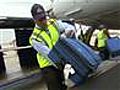 How do airlines effectively track bags?