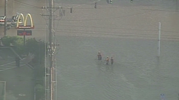 Water main break floods Louisville