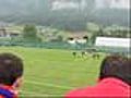 Los aficionados españoles presencian el entrenamiento