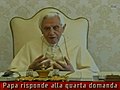 Il Papa risponde in tv ai fedeli