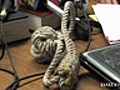 FDNY electrician finds noose outside locker