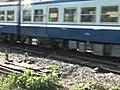 富士急行の復元塗装の電車