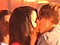 Justin Bieber S Hot Kiss - Exyi - Ex Videos