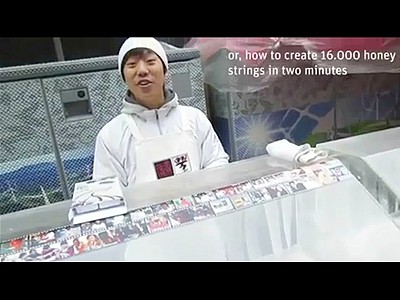 Korean Vendor Makes 16,000 Honey Strings