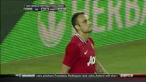 Berbatov sends chance wide