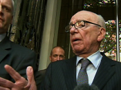 Murdoch apologizes for 