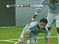 SHOT: Omar Bravo miss