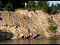 Magnifique plongeon d’une butte