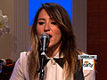 Video: KT Tunstall Performs Classic Hit