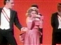 Vestido de Madonna em &#039;Material Girl&#039; é leiloado