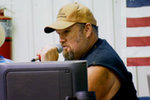 Only in America with Larry the Cable Guy: Larry Beefs Up